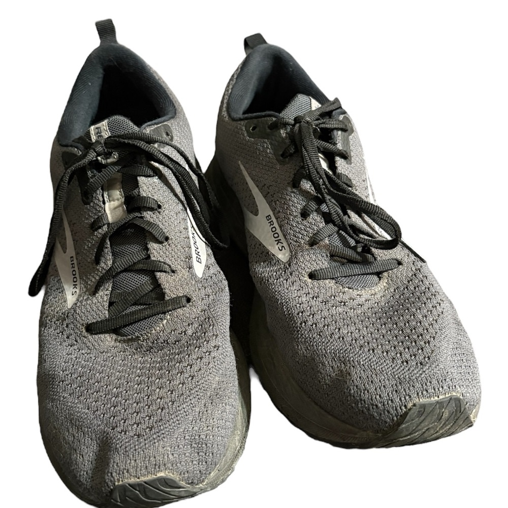 Brooks Men's Revel 4 Running Shoes Size 11 - Picture 16 of 16